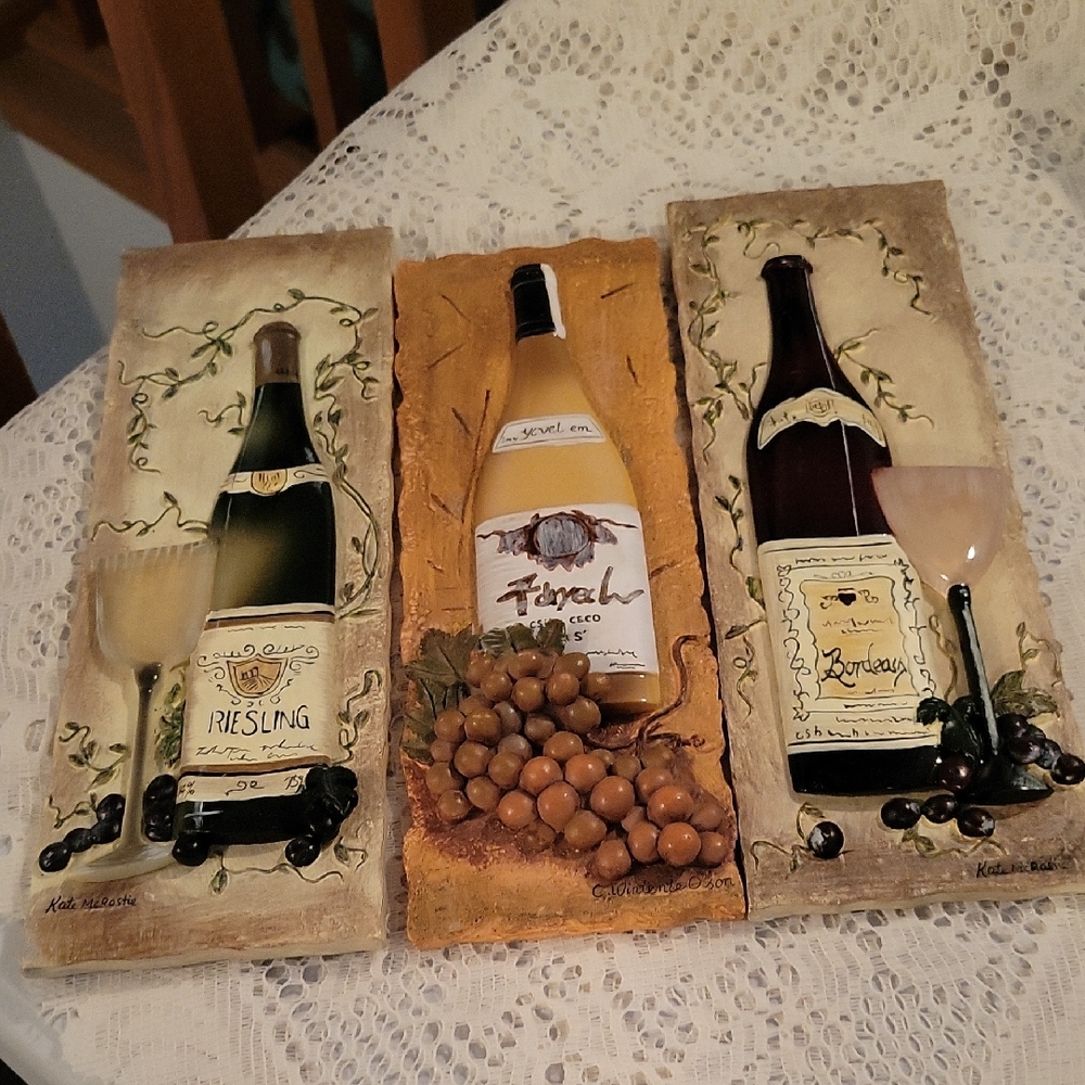 🍷Wine Plaques🍷 (3)